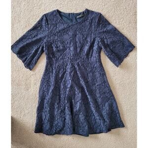 Zara Basic Women's Navy Blue Lace Short Flared Sleeve Mini Dress. Size S‎
